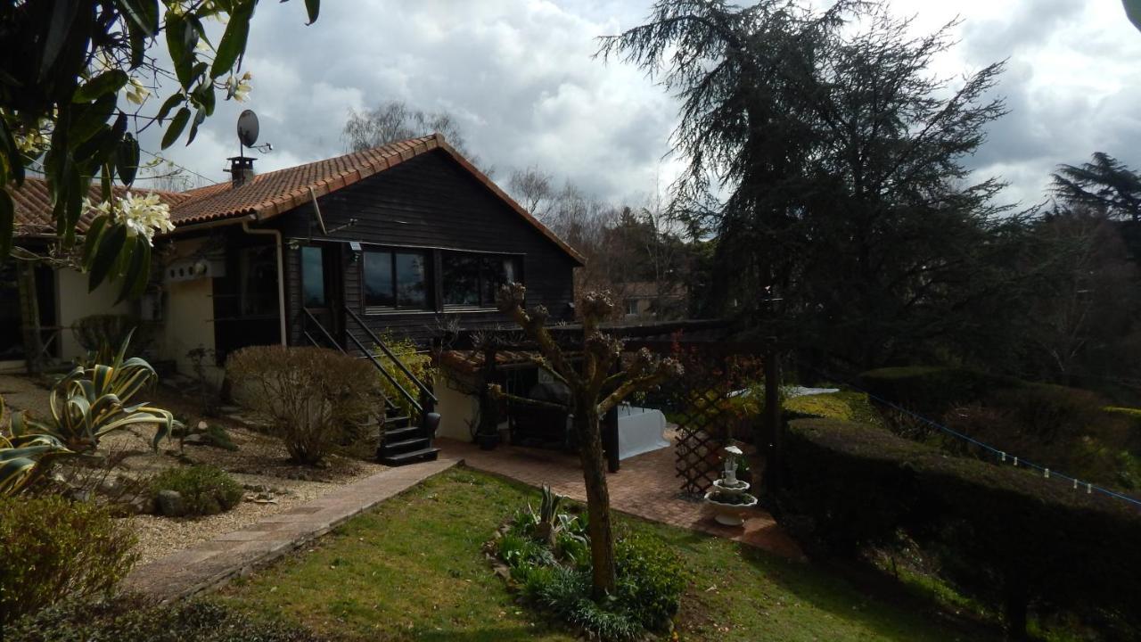 The Petite Chalet Chambre D'Hotes L'Isle-Jourdain  Екстер'єр фото